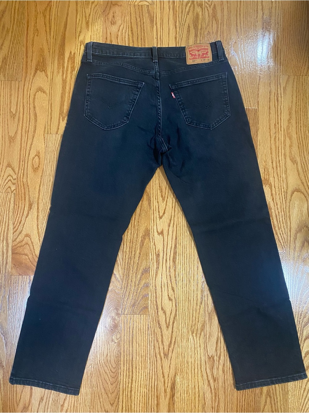 Levi’s 541 - Picture 3 of 3